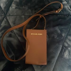 Michael Kors phone bag